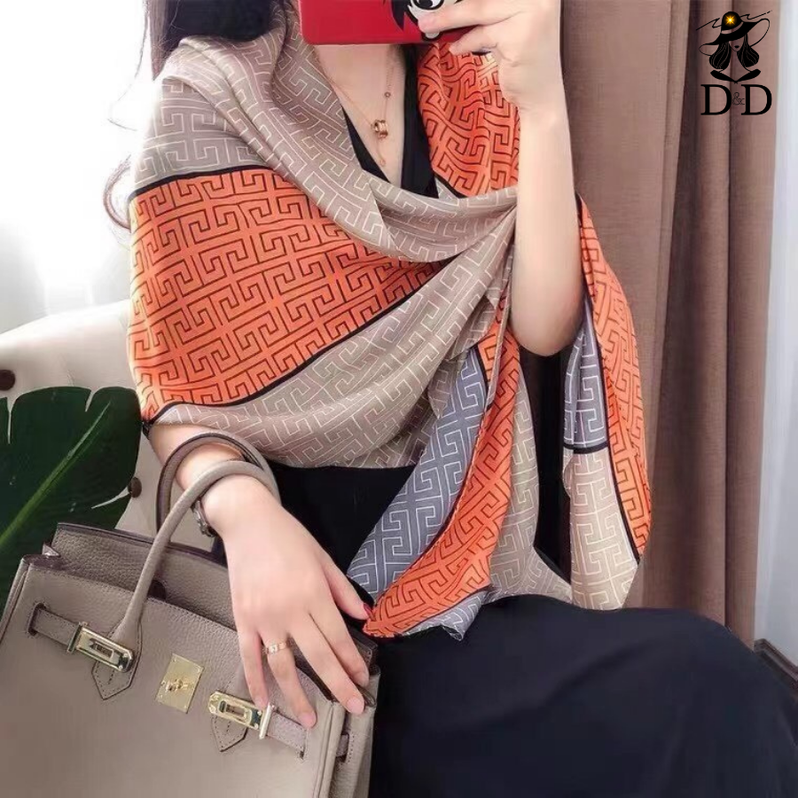 Khăn lụa 3 màu họa tiết thổ cẩm